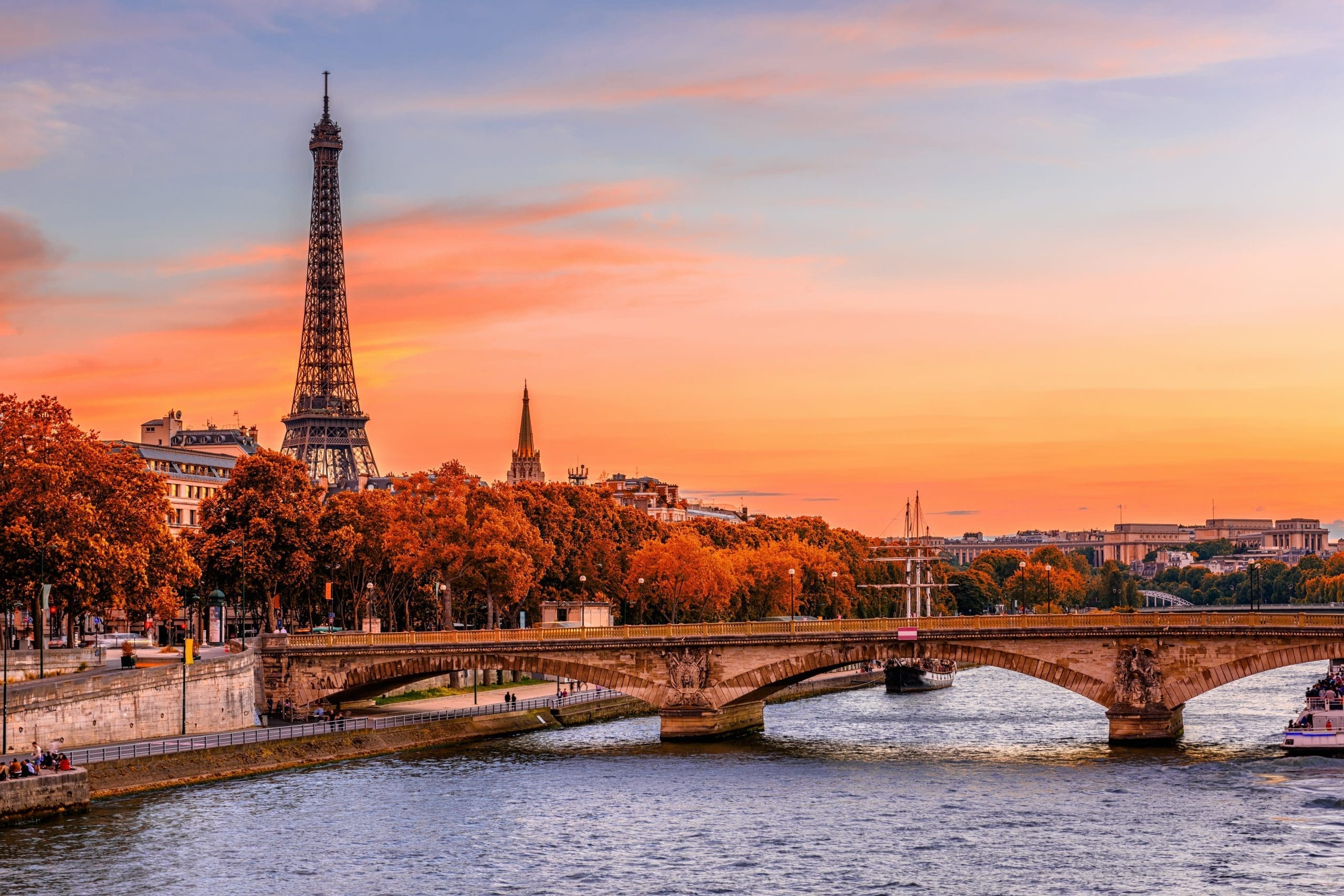Autumnal overlooking image of Paris with bridge